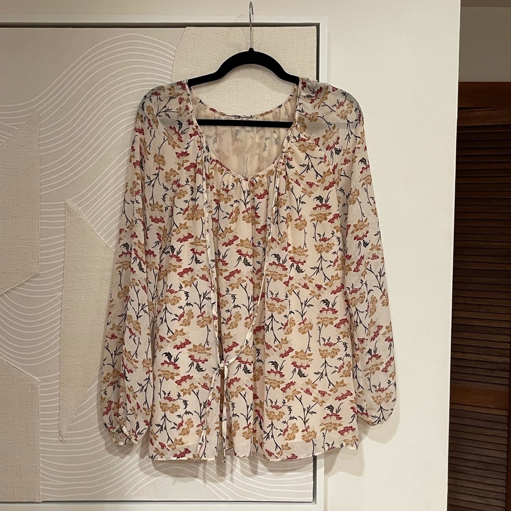 Max Studio Flowy Top